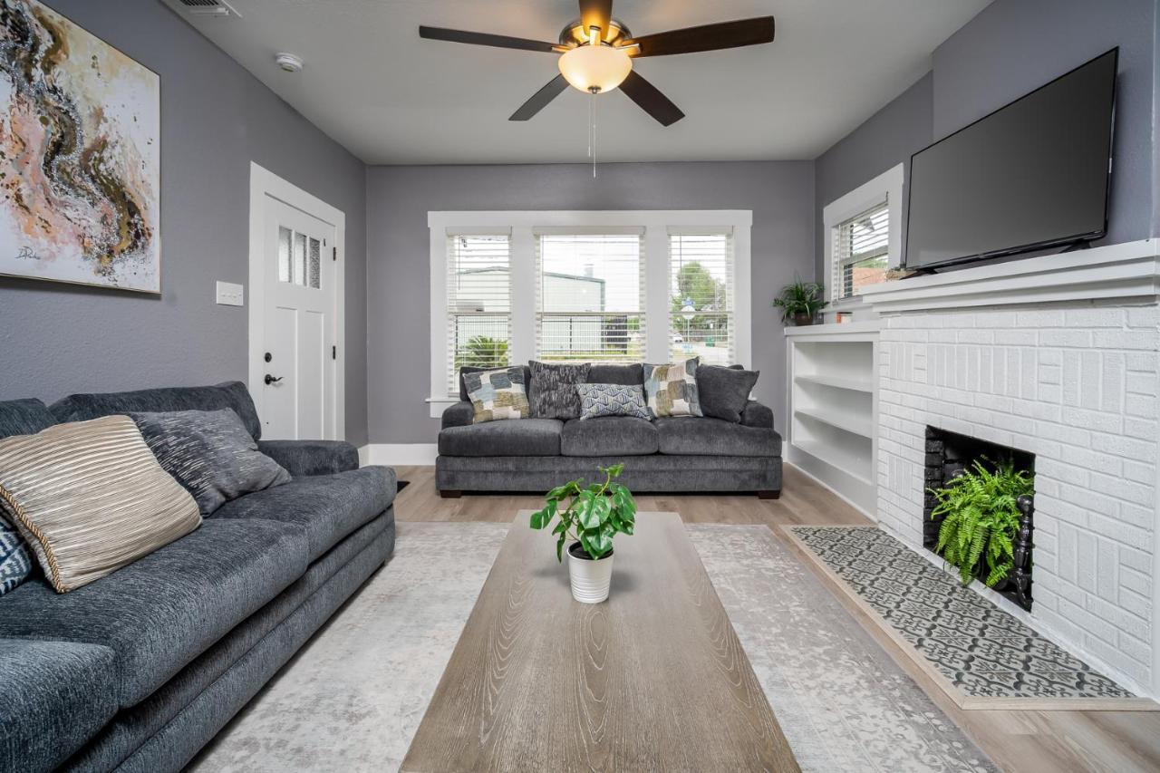 Spacious Home Near Downtown סן אנטוניו מראה חיצוני תמונה